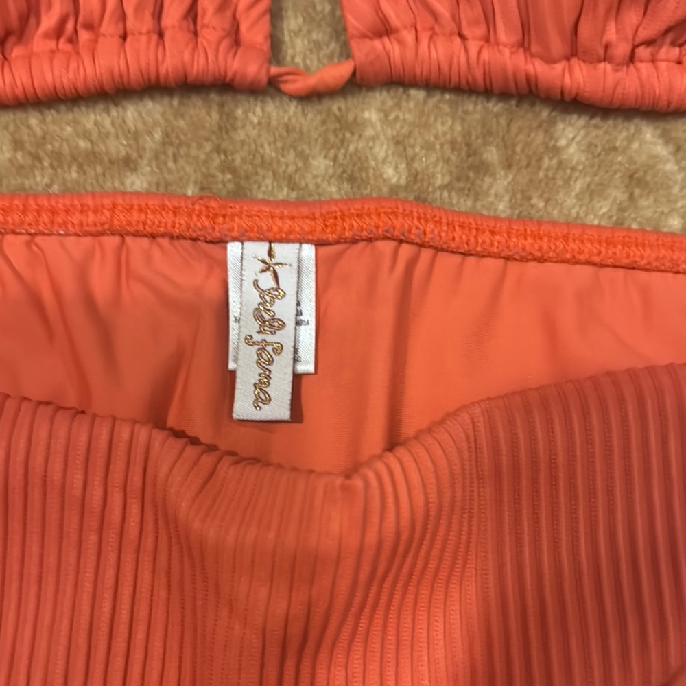 Coral Bikini Set - Picture 4 of 7
